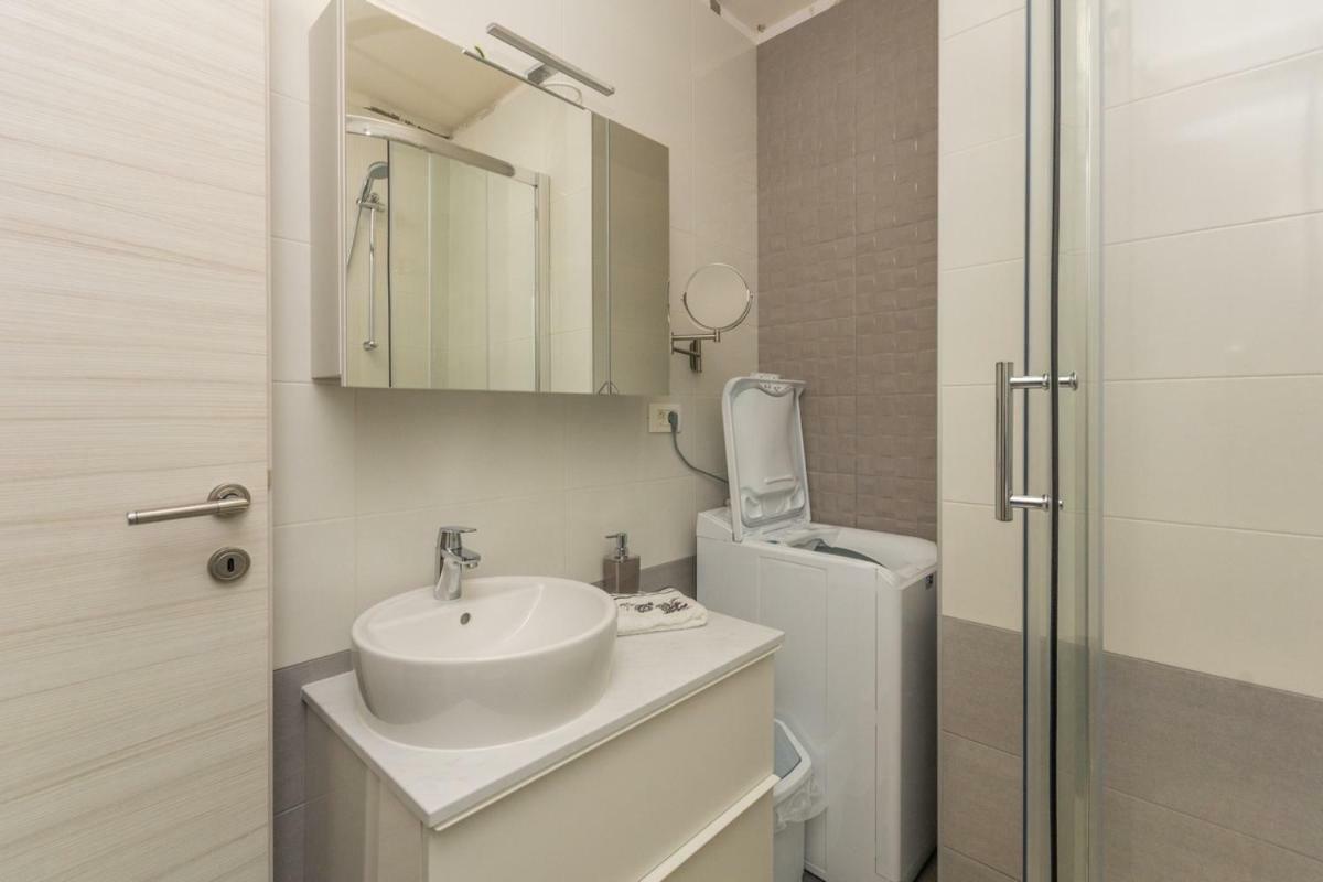 Adria Krk Apartment Krk Town Kültér fotó